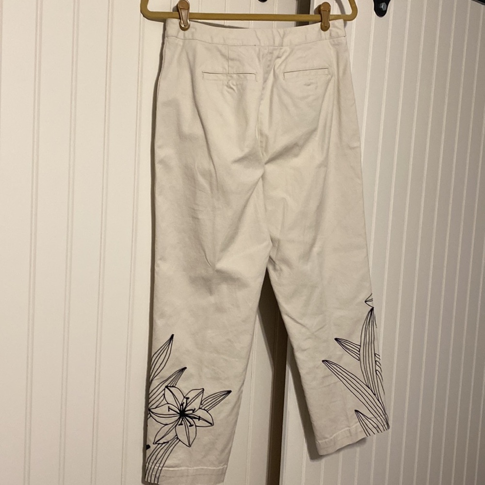 Talbot’s embellish leg pants, size 8 petite. Perfect condition, just in time! - Picture 2 of 4
